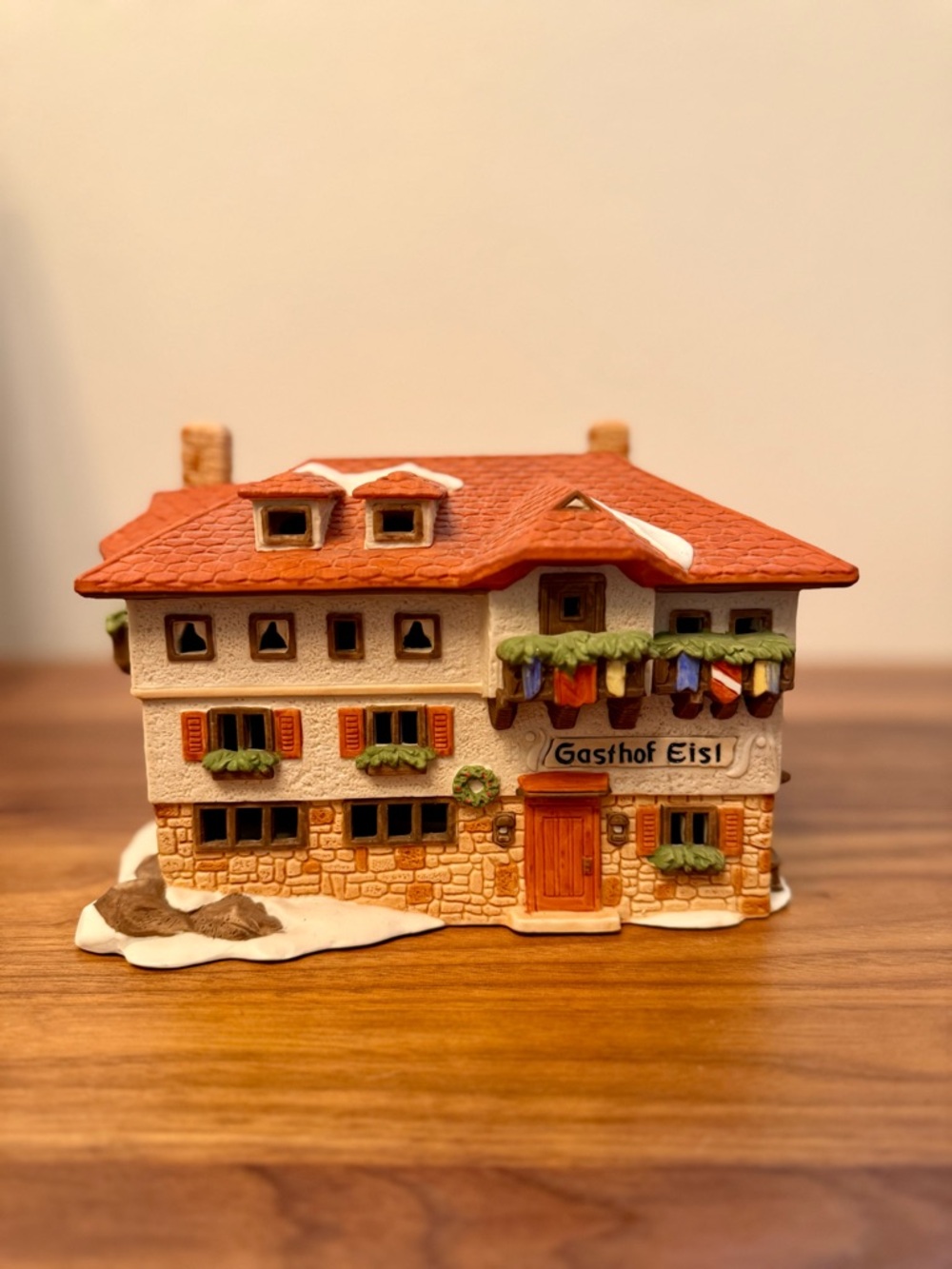 Alpine Village “Gasthof Eisl” 1986